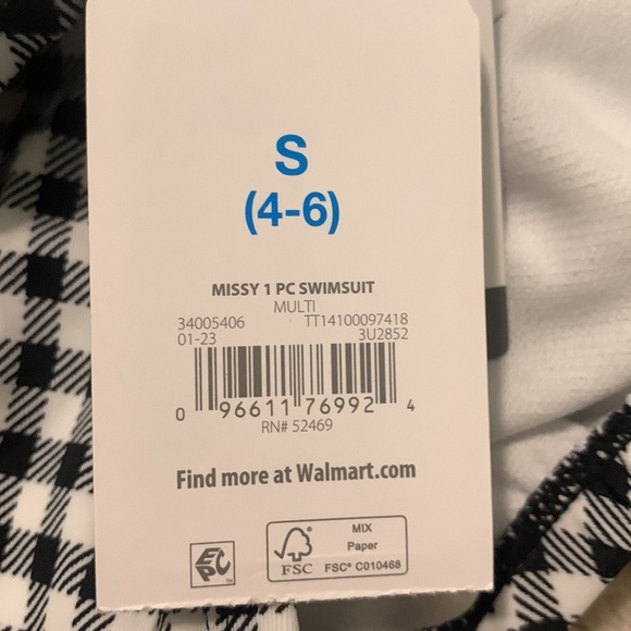 One piece - Picture 2 of 2